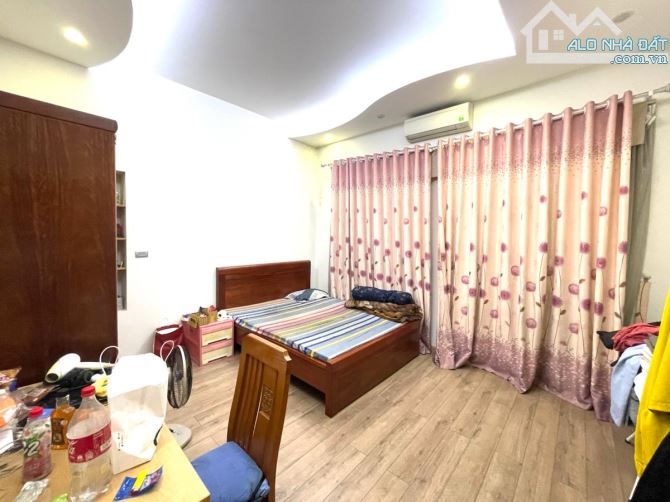 BÁN NHÀ VĨNH PHÚC BA ĐÌNH 15 TỶ 55M 5 T MT 3.5M MẶT PHỐ VỈA HÈ RỘNG KINH DOANH  Ô TÔ TRÁNH - 3