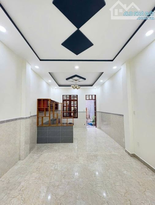 Nhà gần Vincom ngã tư 550, 1 trệt 2 lầu sổ riêng, 2286 Dĩ An Bình Dương - 3