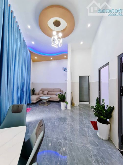 BÁN NHÀ TRỆT 2 PHÒNG NGỦ HẺM 286 ĐƯỜNG CÁCH MẠNG THÁNG 8 - 3