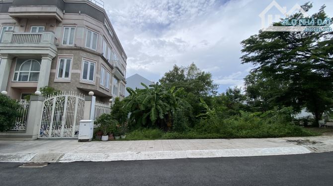 Bán đất dự án Đông Thủ Thiêm Quận 2 cũ đường Nguyễn Duy Trinh nền C2 (252m2) 100 tr/m2 - 3