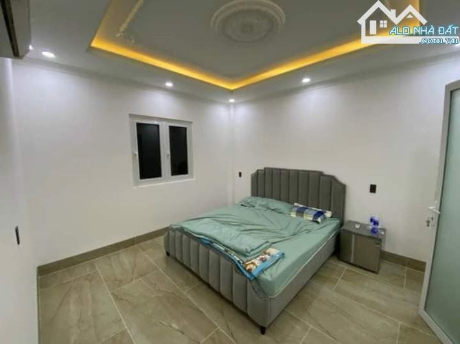 Cho thuê nhà mặt tiền lý thường kiệt - Nhà mới 100%  , Diện tích 5 x 25  - Xây dựng 1 lầu - 3