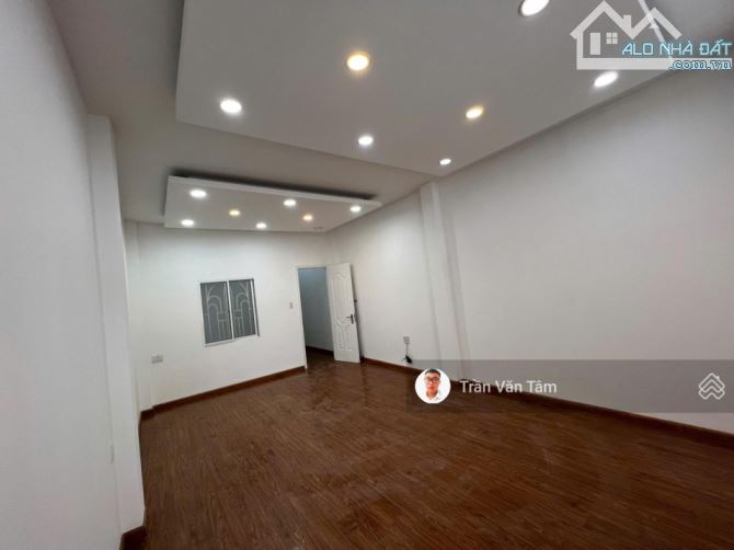Ngay bến xe Miền Đông! Bán nhà hẻm xe hơi (DT:4x17m CN 64m2) 2 tầng + xe hơi đậu trong nhà - 4