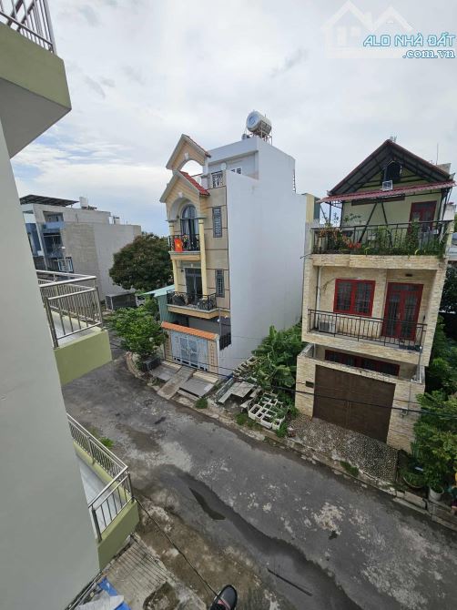 Bán nhà mặt tiền KDC Trịnh Quang Nghị,P.7,Q.8,dt: 4,5 x 14 nhà xây 2 lầu 5 Tỷ 95. - 4