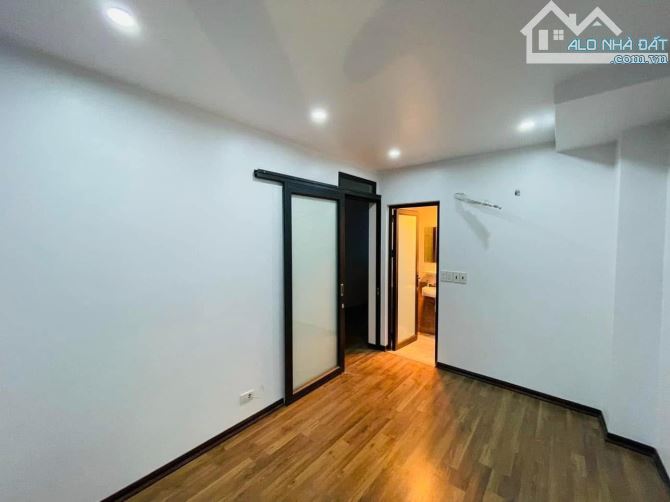 🏘🌺 Nhà 4 tầng 44,3m2 ô tô đỗ cửa tại An Lạc, Sở Dầu- Giá 3,6 tỷ - 4
