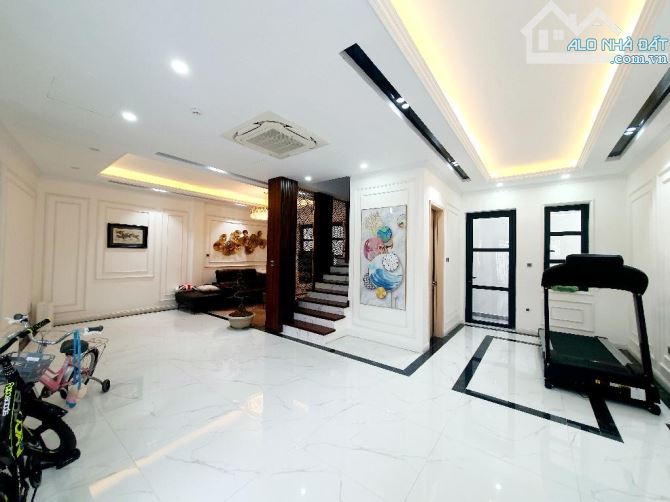 BÁN NHÀ HOÀNG QUỐC VIỆT- Ô TÔ TRÁNH- 120M2, MẶT TIỀN 6M, 4 TẦNG_ GIÁ 27 TỶ - 4