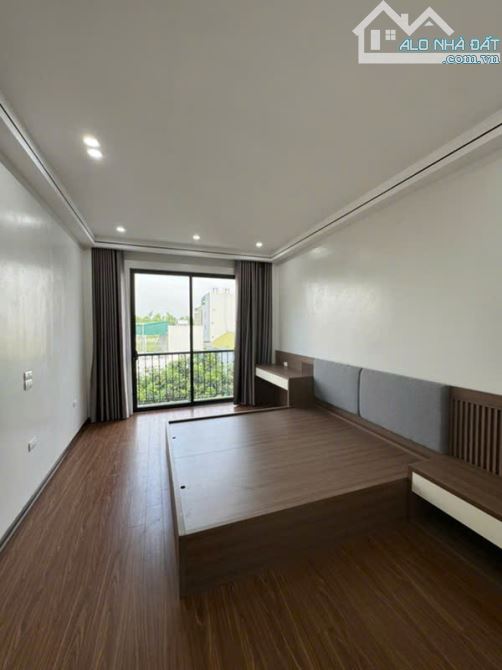 Bán nhà 6 tầng, Giang Biên, thang máy, ô tô đỗ cửa, fu.ll nội thất, DT 45m2, giá hơn 8 tỷ - 4