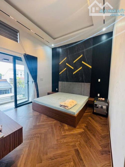 CỰC SỐC giá chỉ 6tỷ5 nhà trung tâm thị trấn Liên Nghĩa - 4