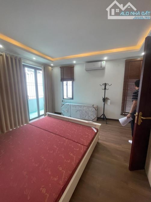 NHÀ VĨNH PHÚC TRUNG TÂM BA ĐÌNH 9TỶ 35M 6T MT 4M LÔ GÓC GẦN PHỐ TẶNG FULL NỘI THẤT 3 THOÁN - 4
