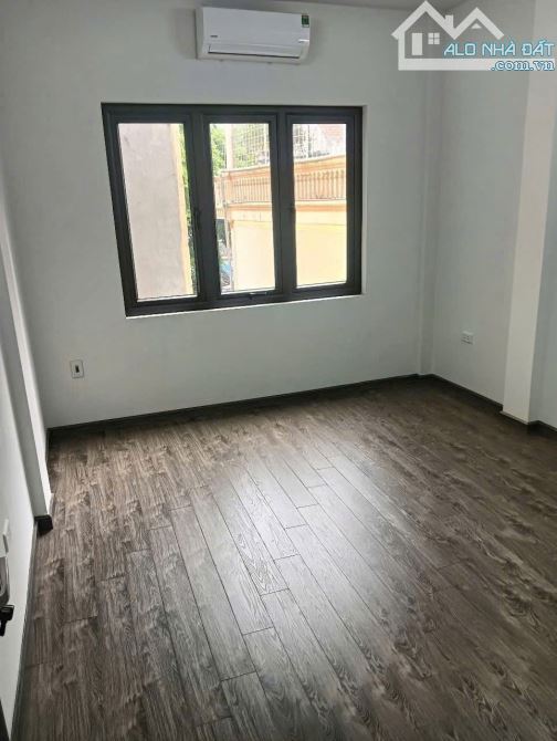 BÁN GẤP NHÀ PHẠM VĂN ĐỒNG - NGÕ Ô TÔ - 38M2, 5 TẦNG, MT 4M - 9.9 TỶ - 4