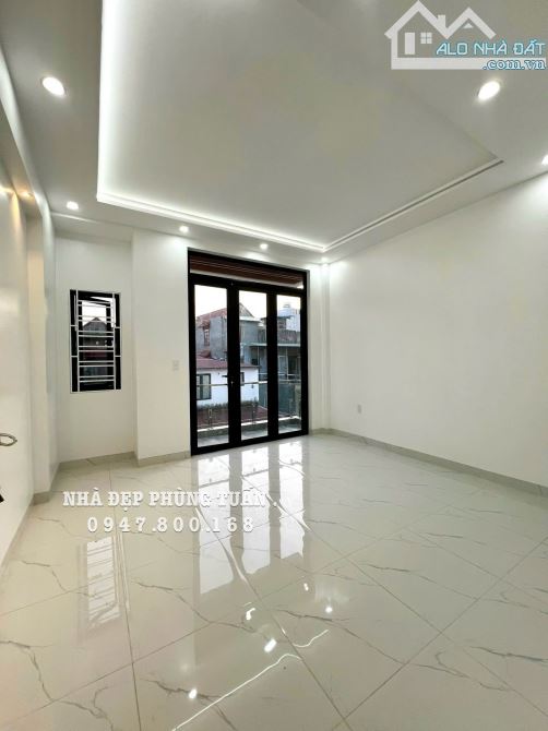 P Tuấn... Nhà đẹp 3 tầng Độc Lập, Khúc Hạo, Lê Chân, HP _ 60.9m2 _ Ô tô đỗ cửa _ Gần chợ - 4