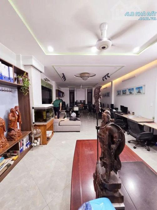 Bán nhà LK Tô Hiệu Hà Đông, 2 thoáng, kinh doanh đa dạng DT: 62m, 5 tầng chào giá: 15,8tỷ - 4