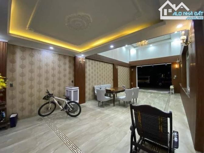 Cho thuê nhà mặt tiền lý thường kiệt - Nhà mới 100%  , Diện tích 5 x 25  - Xây dựng 1 lầu - 4