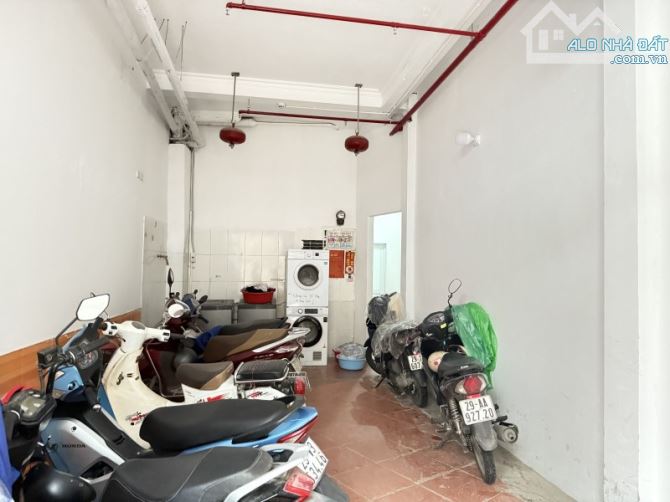 TRẦN THÁI TÔNG - CẦU GIẤY - NHÀ DÒNG TIỀN - 16P KHÉP KÍN - LÔ GÓC 3 THOÁNG - 14 TỶ - 4