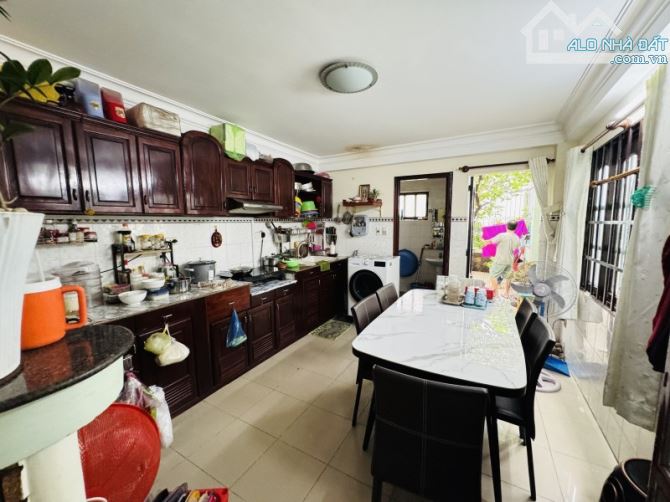 🏡 BÁN NHÀ GÒ VẤP – NGAY ĐH CÔNG NGHIỆP – 2 MẶT HẺM XE HƠI – 90M² – 3 TẦNG - 5