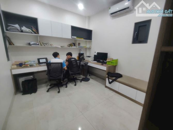 BÁN NHÀ PHÂN LÔ DƯƠNG NỘI -NGAY GẦN AEON MALL HÀ ĐÔNG,DT 50M×6 TẦNG,THANG MÁY,NHỈNH 15 TỶ - 5