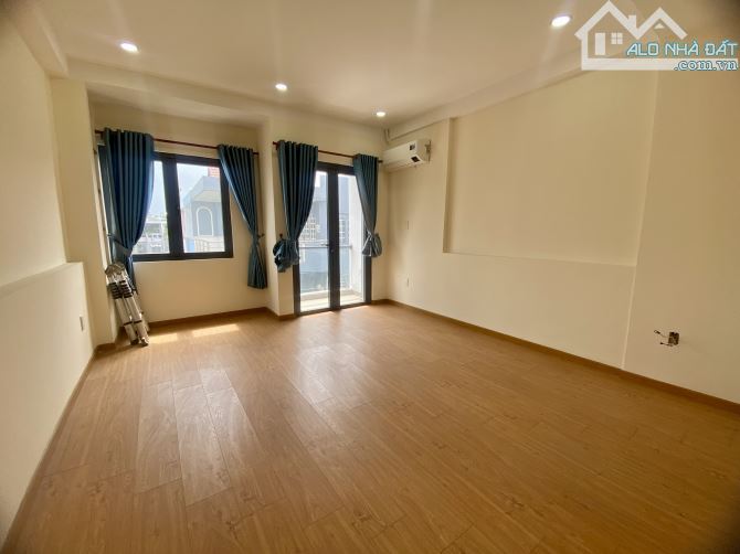 Nhà Khu Phân Lô Đồng Bộ - Trần Thái Tông - Sẵn Dòng Tiền 180tr/năm - Giá Nhỉnh 7 Tỷ - 5