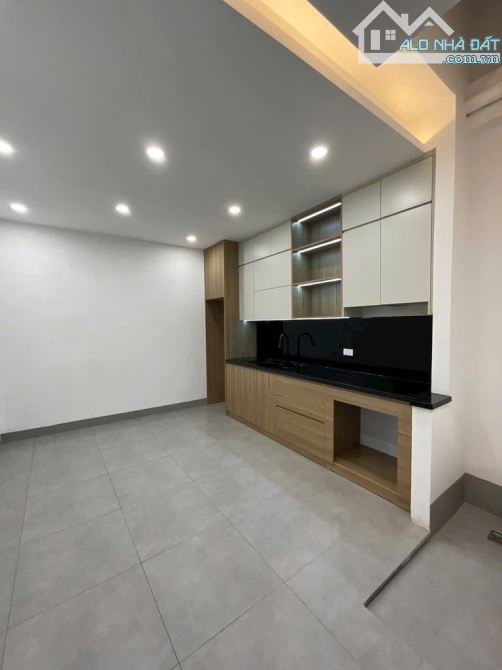Khu phân lô quân đội, trung đoàn 664 Ngọc Hồi, thang máy - 5
