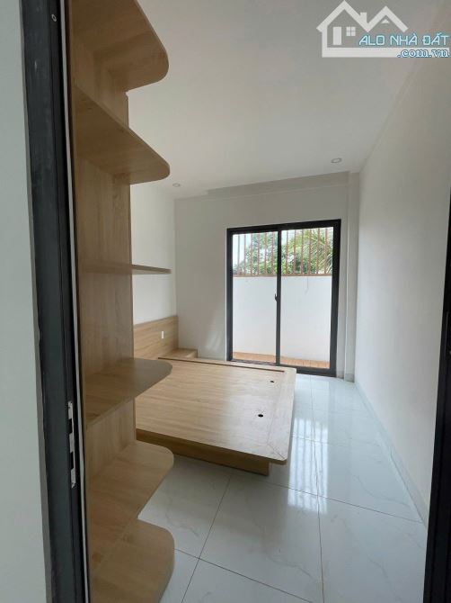 GÓC 2 MẶT TIỀN ĐƯỜNG NHỰA 12M-DIỆN TÍCH 5,4m x 36m THỔ CƯ, thôn 3 cư ebua - 5