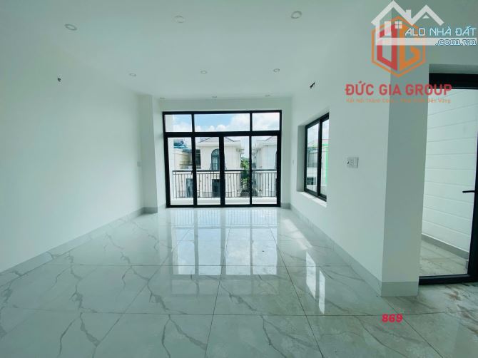 Cho thuê nhà 1 trệt 2 lầu mới 100% trong KDC Bửu Long giá chỉ 15tr/tháng - 6
