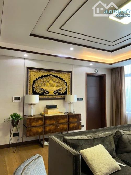 BIỆT THỰ ĐƠN LẬP – LÔ GÓC SIÊU HIẾM – VINHOMES CENTRAL PARK – 260 TỶ 💎 📍 Vị trí: Dự án V - 6