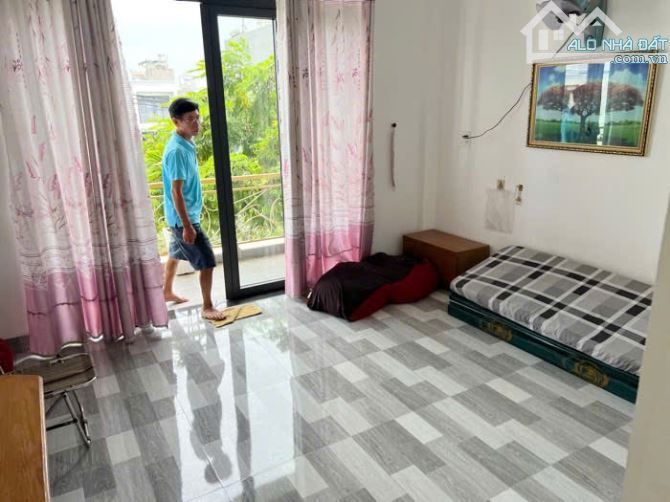 BÁN NHÀ QUẬN 9,NHÀ MỚI ĐẸP 3TẦNG MẶT TIỀN KHU DC CẦU ÔNG NHIÊU,DT70M ĐƯỜNG TRƯỚC NHÀ 9M - 6