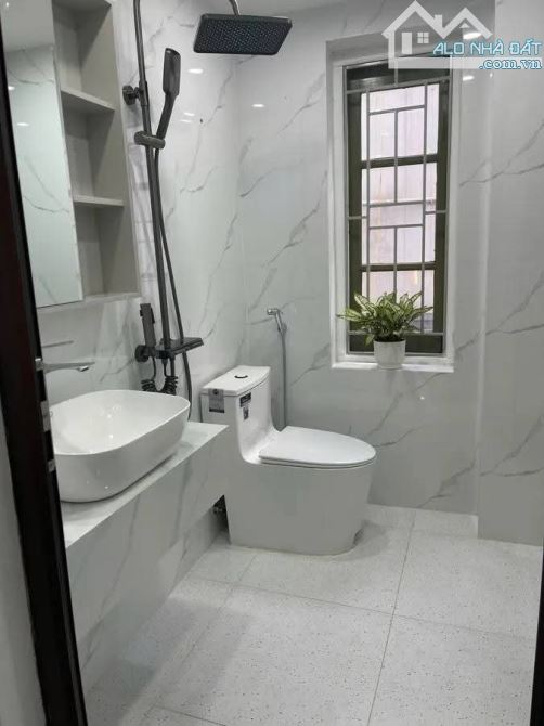 Bân nhà Bồ Đề gần hồ dân xây, 82m2, mt 6m, 5 tầng, Gara, đường thông, nhỉnh 16 tỷ - 6