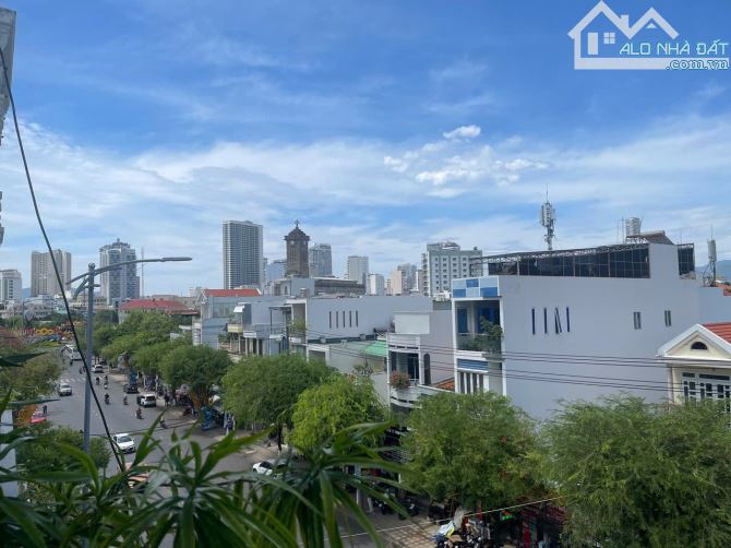 Bán nhà 6 tầng đường Thái Nguyên phường Phương Sài giá 16tỷ - 6