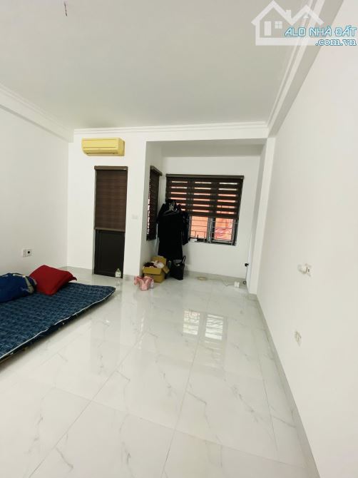 BÁN NHÀ MẶT NGÕ Ô TÔ. KINH DOANH, ĐƯỜNG KIM GIANG. 60M2 - 5 TẦNG. - 6