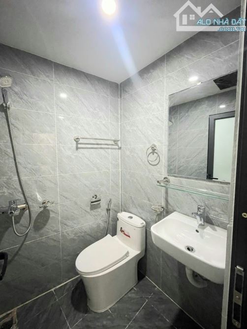 BÁN CCMN BÙI XƯƠNG TRẠCH Ô TÔ VÀO NHÀ 90M 7 TẦNG DÒNG TIỀN 100tr/ THÁNG - 6