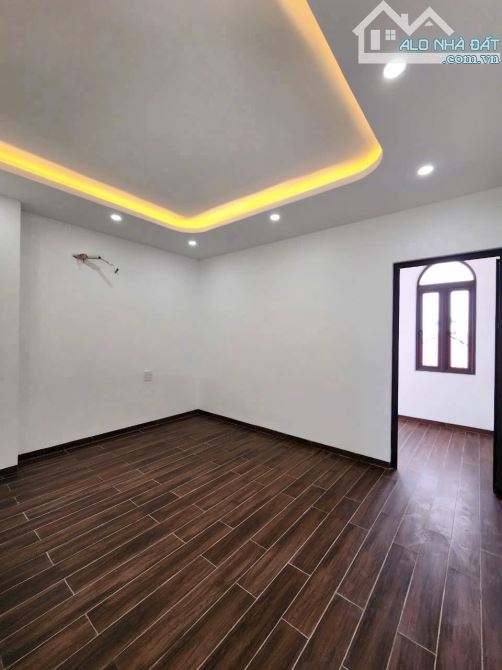 Bán Nhà 3 tầng sân cổng riêng. Cách Hoàng Huy 400m, vị trí sau nhà mặt đường - 7