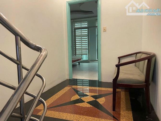 Cho Thuê Tòa Nhà 5x16m đường Nguyễn Minh Hoàng quận Tân Bình - 7