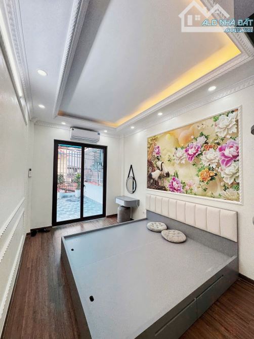BÁN NHÀ TAM TRINH- ngõ thông ô tô 7 chỗ- 68m chỉ 11,8 tỷ - 7