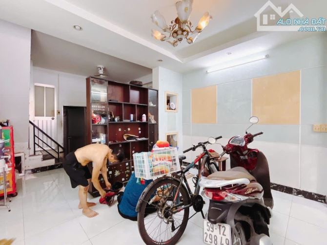 🏠 BÁN NHÀ 3 TẦNG HẺM 5M - GẦN ĐƯỜNG SỐ 10,TÂN QUY,QUẬN 7 - 5.5 TỶ - 7