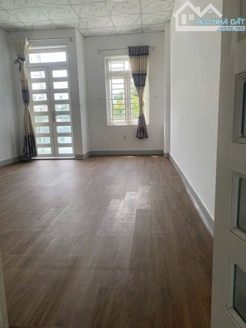 NHÀ 1 TRỆT 1 LẦU NGAY THỊ TRẤN BẾN LỨC, GIÁ CHỈ 2TỈ5, SỔ HỒNG CÓ SẴN. - 7