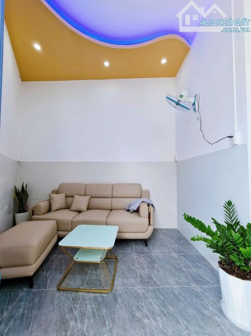 BÁN NHÀ TRỆT 2 PHÒNG NGỦ HẺM 286 ĐƯỜNG CÁCH MẠNG THÁNG 8 - 7