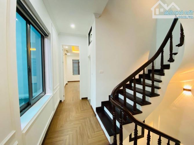 Bán nhà Láng Trung diện tích 53m2 - 4 tầng mặt tiền 4.1m Giá 13.8 tỷ Đống Đa - 7
