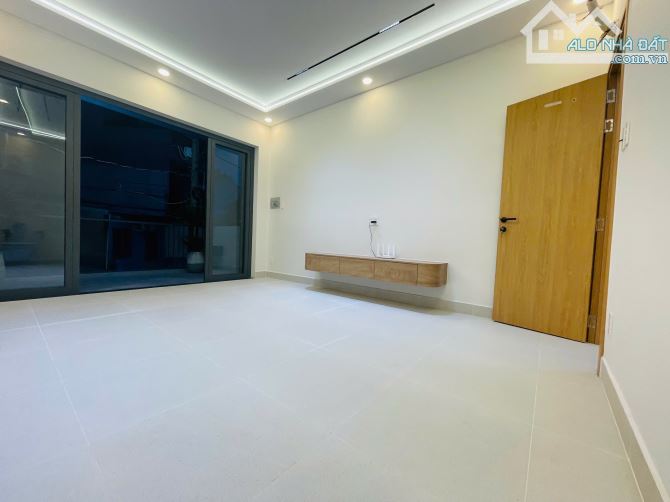 Nhà phố 2 tầng mới tinh dọn vào ở Ngay chợ Linh Xuân - 7