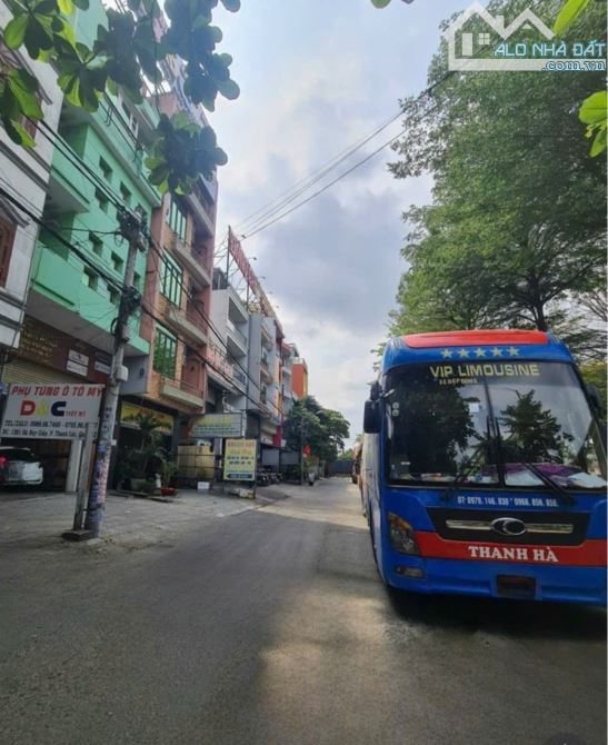 Bán nhà phố 3 tầng khu kinh doanh Hà Huy Giáp Q12 ngang 4.5m 99m2 sát Gò Vấp chỉ 9.8 tỷ. - 7