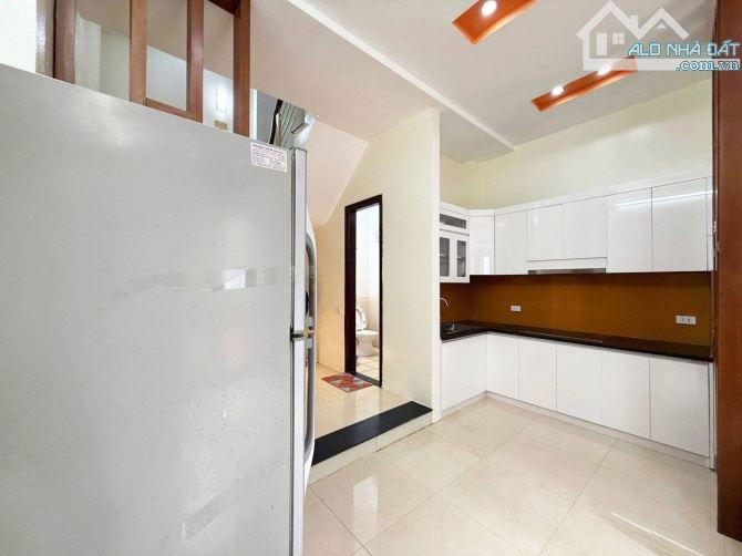 Vip! Bán Nhà -Giáp KĐT CIPUTRA - Gần Phố - Ô Tô Đỗ Gần - 42M2 - 4Tầng - MT 4.6m - 8 Tỷ Hơn - 7