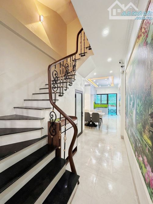 BÁN NHÀ TAM TRINH- ngõ thông ô tô 7 chỗ- 68m chỉ 11,8 tỷ - 8