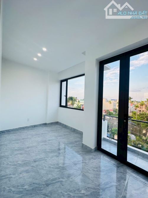 🏠Căn nhà xây độc lập 3 tầng, có sân cổng riêng ở tại Kiều Trung, Hồng Thái, An Dương. ✅ - 8