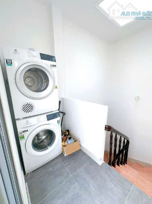 🔥TT PHÚ NHUẬN - HIẾM NHÀ BÁN - NHÀ ĐẸP 4 TẦNG - DÂN TRÍ CAO - CHỈ NHỈNH 6 TỶ! - 8