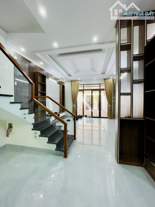 📛📛Lên căn nhà mê kiên cố full toàn bộ nội thất khu biệt thự Nguyễn Chí Thanh - 9