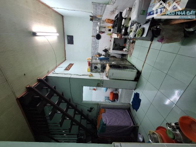 Bán nhà 2 tầng  mặt tiền  Nguyễn Xí  .DT 70 m2. Giá 15.5 tỷ ,P13 Bình Thạnh - 9