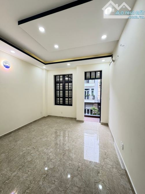 Nhà 1 trệt đúc 3 tấm Ngay vincom 550 phường dĩ an  4 tỷ 800 triệu - 9