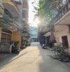 Bán nhà Cát Linh, 10m ra đường ô tô, mặt tiền rộng, nhà đẹp ở ngay, 40m2, 4 tầng, giá 8 tỷ