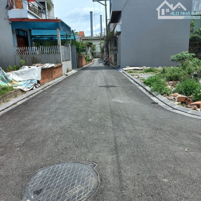 Bán đất lô góc 60m. MT 6.5m giá nhô 4tỉ thoáng sáng Nguyên Khê ĐA