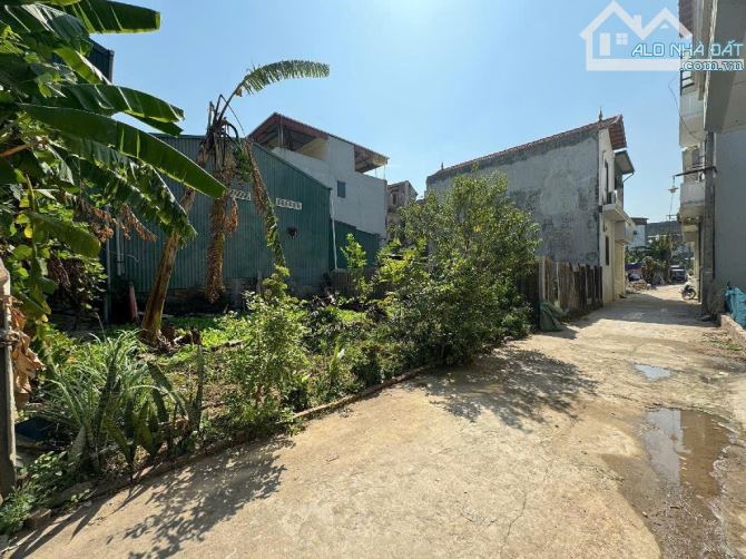 Bán 62M2 đất đấu giá thôn 3 Vạn Phúc, Thanh Trì, ô tô vào đất, giá 4,05 tỷ