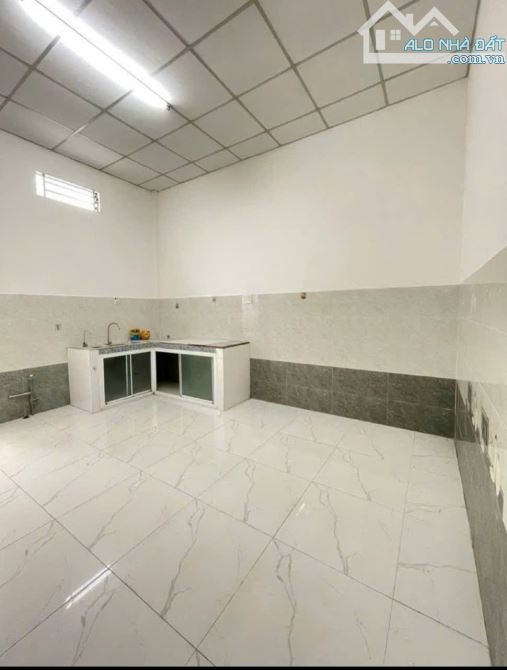 Gồng Không Nỗi Cần Bán nhanh Căn nhà ở Tân Hiệp 8 Hóc Môn 75m2 Sổ Hồng riêng 750triệu
