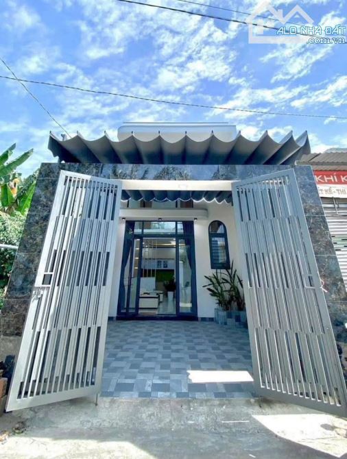 Bán căn gác lửng 3 phòng ngủ sân ô tô